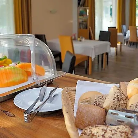 Hudelist Hotel 3*