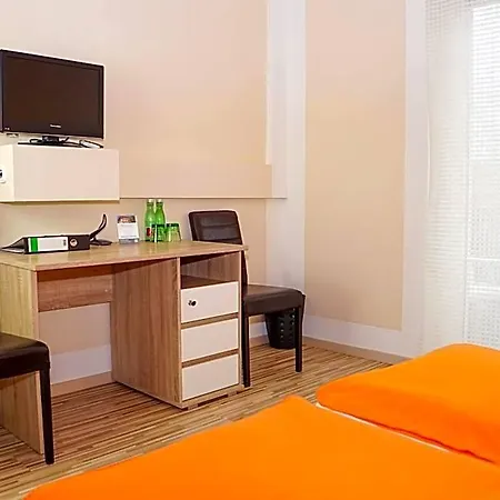 Hudelist Hotel 3*