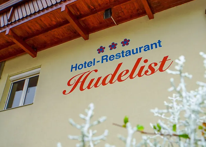Отель Hudelist Крумпендорф